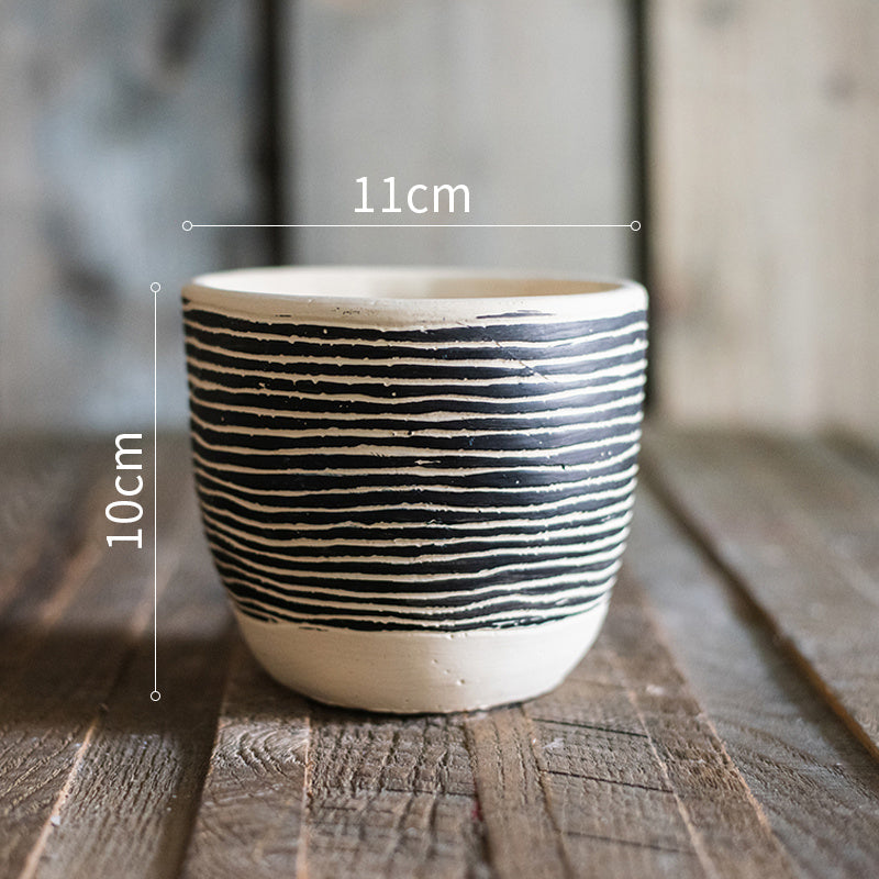 Geometric Art Flowerpot - Modern Creative Ceramic Planter for Home Decor (1013g)