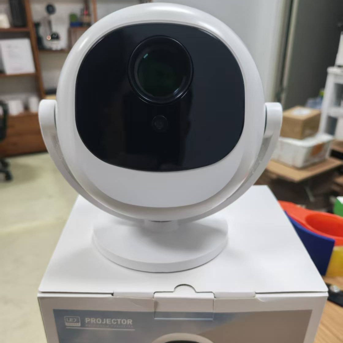 Smart Projector Android 11 Electric Focus Bluetooth 5G Dual-frequency HD