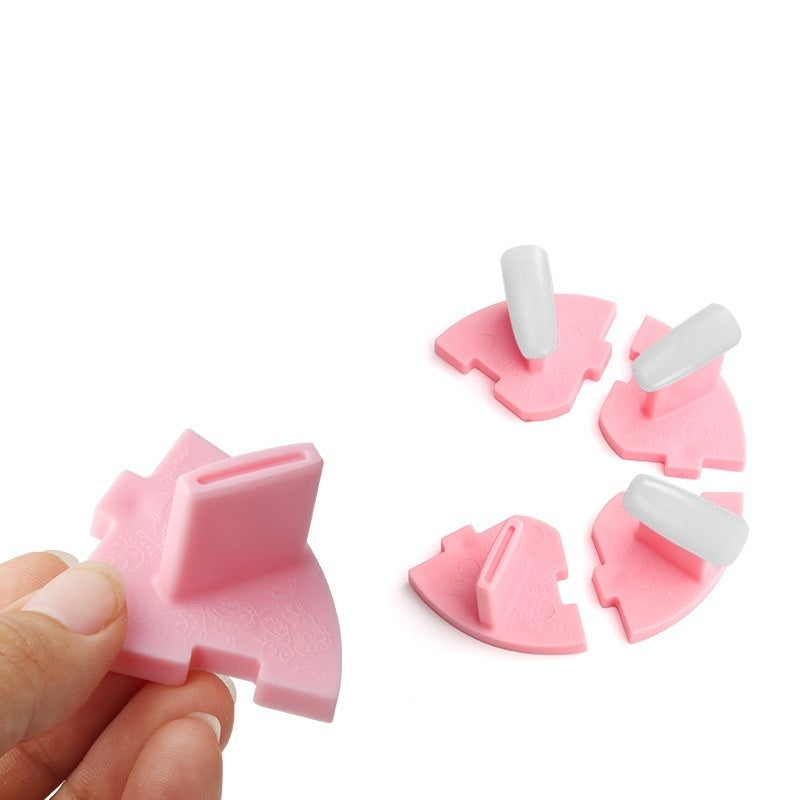 Nail Art Practice Hand - Lotus Base Finger Rest for Nail Training (56g)