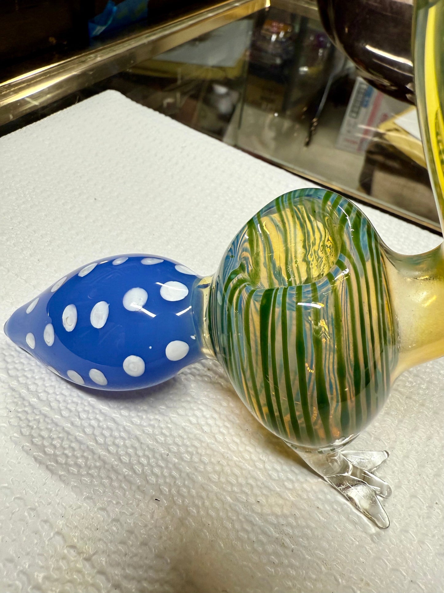 Ripkitty 5 Inch Peacock Glass Hand Pipe - Unique Dry Herb Smoking Pipe